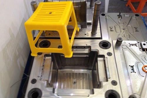 注塑模具加工中模具原理及組成要點有那些呢？